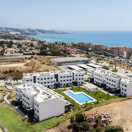 Vivi Homes - Indigo - Pool - Gym - Terrace * Estepona
