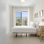 Vivi Homes - Indigo - Pool - Gym - Terrace 에스테포나