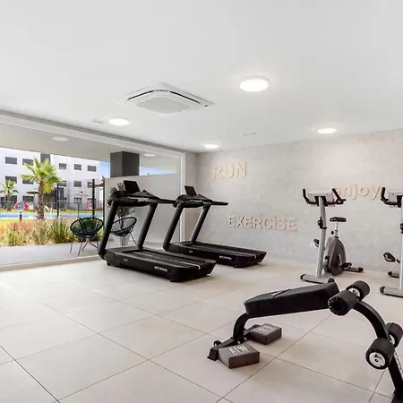 Vivi Homes - Indigo - Pool - Gym - Terrace إِستيبونا